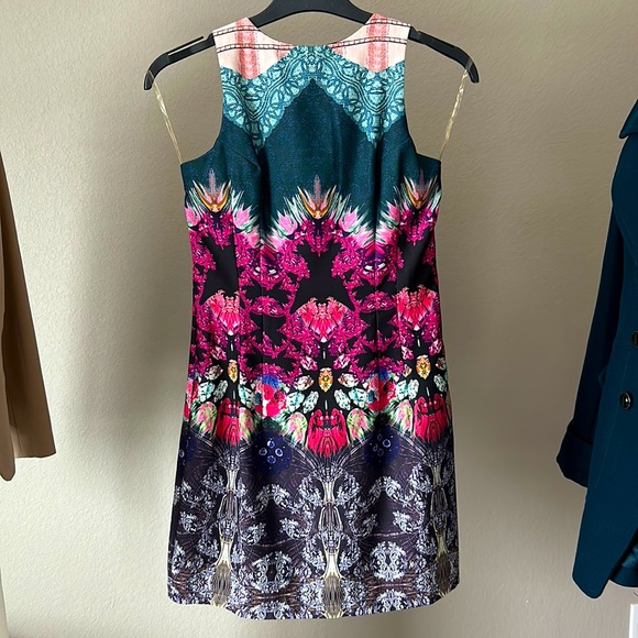 Lulu’s, size small Fuchsia Mirror Print Fuchsia Mirror Print - Picture 1 of 9